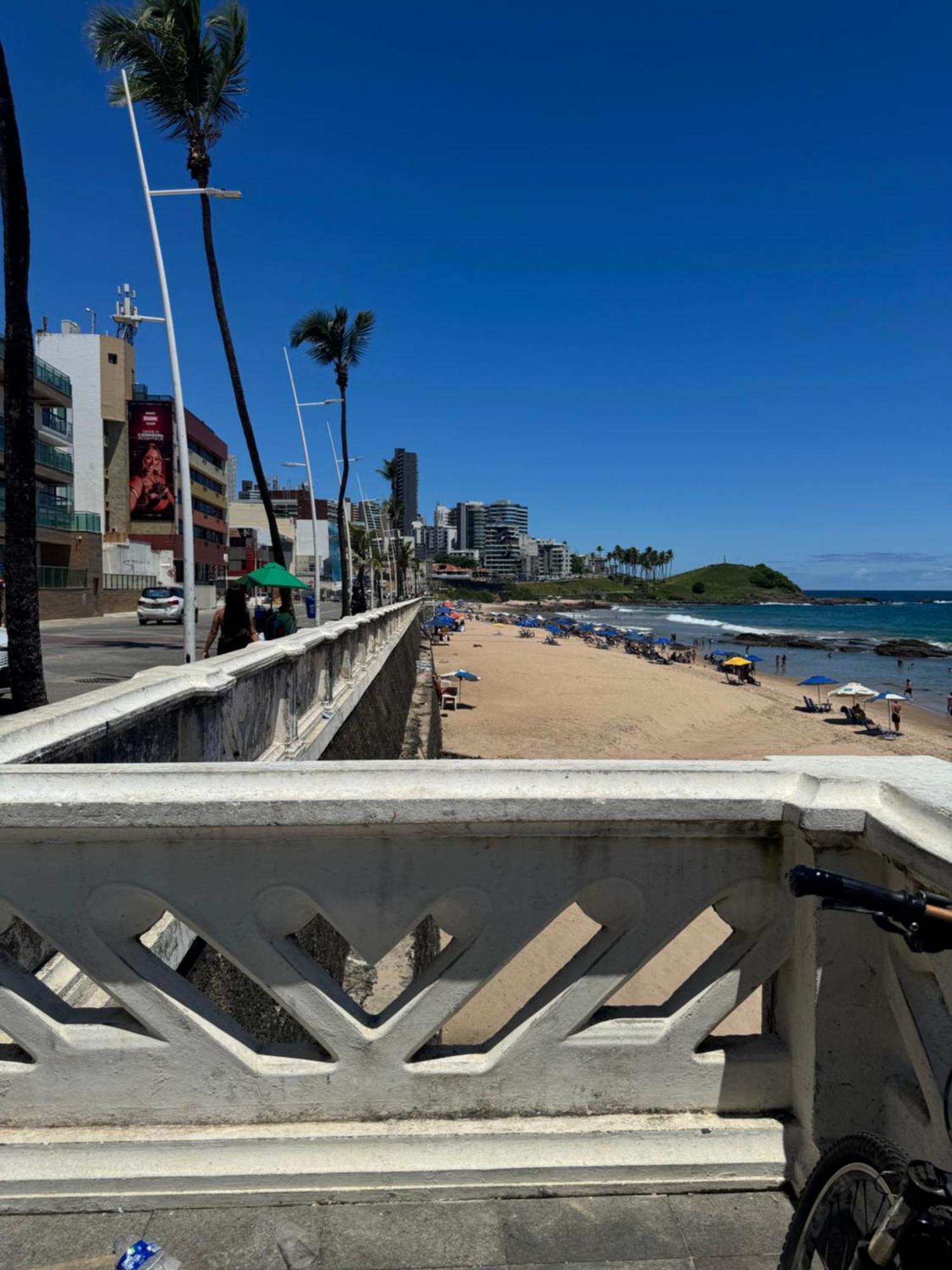 Frente Mar Na Barra, Salvador-ba *